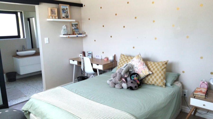 5 Bedroom Property for Sale in Riversdale Western Cape